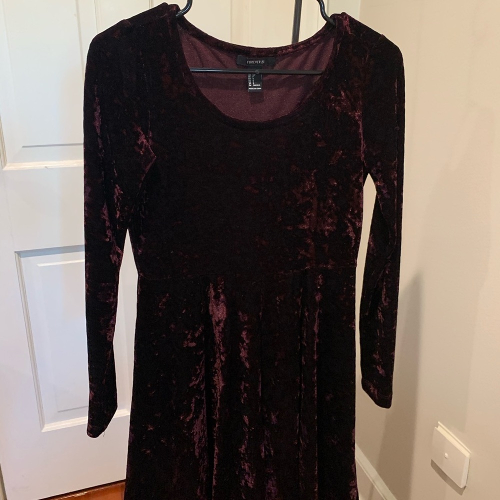 Purple velvet long sleeve dress